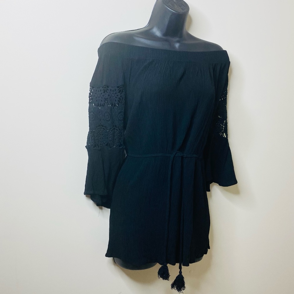 ROMPER SHORTS OFF THE SHOULDER BLUSH